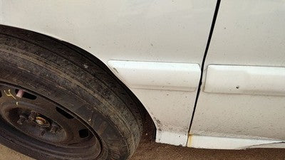 2001-2002 Kia Rio Driver Left Moulding From Fender Oem Trim Strip White