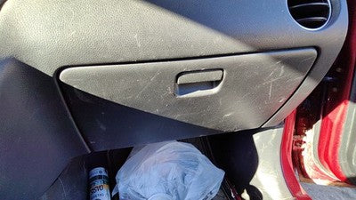 2004 Mitsubishi Outlander Glove Box Assembly Complete Door With Latch Oem Black