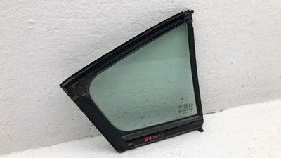 2014-18 Kia Forte Driver Left Rear Vent Window Small Back Door Glass With Frame