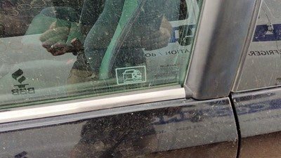 2002-05 $ Honda Civic Hatchback Si Driver Left Front Side Window Door Glass Oem