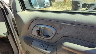 95 Chevy Silverado 1500 Passenger Right Front Door Trim Panel With Switches Gray