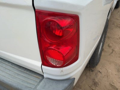 2005-2011 Dodge Dakota Passenger Right Tail Light Brake Lamp Oem Rear 55077604Ad