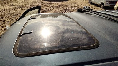 1987-1994 Nissan Pathfinder Sun Roof Glass Oem Top Window 7361001G00