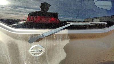 2002-2004 Nissan Xterra Back Glass Wiper Arm Rear Window Blade Liftgate Hatch Xe