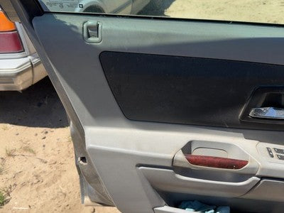 04-06 Cadillac Srx Driver Left Front Door Trim Panel With Master Switch Gray 132