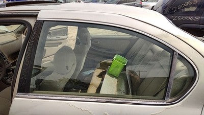 2000-2001 Nissan Maxima Driver Left Rear Side Window Door Glass Oem Back