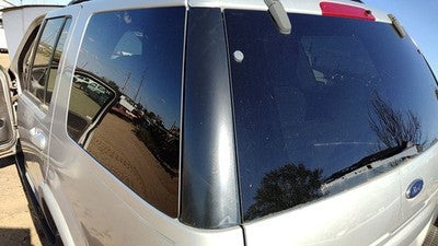 2002 Ford Explorer Driver Left Rear Moulding On Quarter Panel Oem Upper Corner