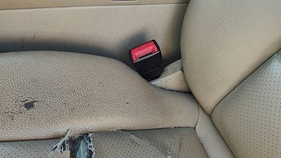 2009-2014 Mercedes C300 Driver Left Front Seat Belt Buckle Receiver Beige 125