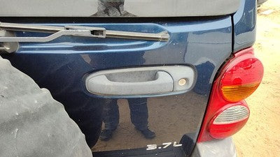 2002-2003 Jeep Liberty Rear Gate Door Handle Oem 55360331Ah