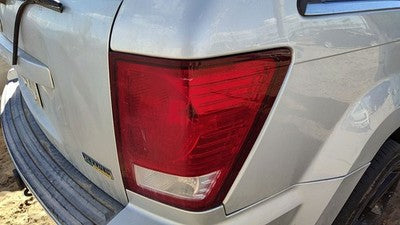 2007-2010 Jeep Grand Cherokee Passenger Right Tail Light Brake Lamp Oem Rear