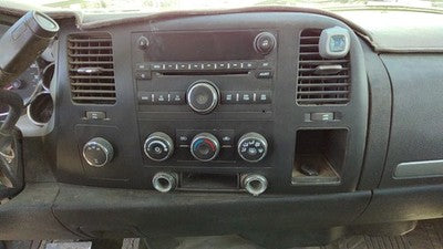 2007-2008 Chevy Silverado 2500 Trim Bezel Around Radio Surround Dash Panel Oem