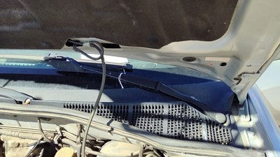 2000-2004 Subaru Legacy Driver Left Windshield Wiper Arm Oem Blade Lever