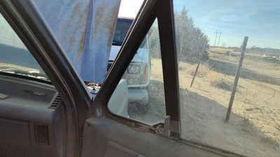 80-91 F250 Pickup Passenger Right Front Vent Window Small Door Glass With Frame