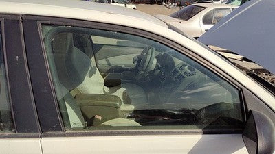 2004-2008 Chevy New Style Malibu Passenger Right Front Side Window Door Glass