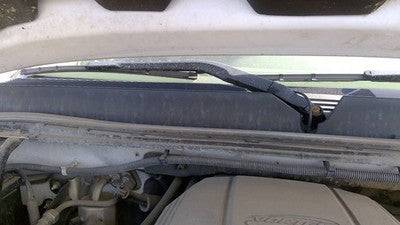 2011 Gmc Sierra 1500 Passenger Right Windshield Wiper Arm Oem Blade Lever