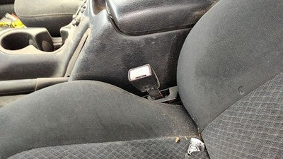 2002-2003 Jeep Liberty Driver Left Front Seat Belt Buckle Receiver Oem Gray M5dv