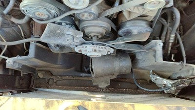 1993-1994 Chevy Suburban Radiator Cooling Fan Shroud Oem Plastic Housing 5.7L