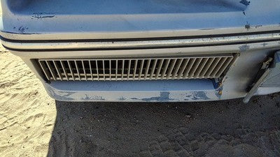 1982-1983 Oldsmobile Firenza Passener Right Front Grille Assembly Oem Silver