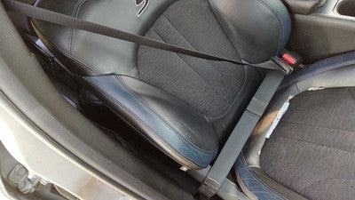 2015-17 Chrysler 200 Passenger Right Front Seat Belt Retractor Shoulder Black X9