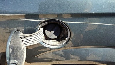 2003-2007 Dodge Caravan Fuel Filler Neck Assembly With Gas Cap Oem 4721626Aa