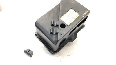 2008 Chevy Trailblazer 4.2L Battery Tray With Cover And Hold Down Oem