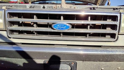 1987 1988 1989 1990 1991 Ford F150 Front Grille OEM Chrome E9tz8200a