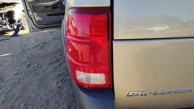 2002-2005 Ford Explorer Driver Left Tail Light Brake Lamp Oem Rear 1L2z13405aa