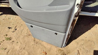 03-06 Van 3500 Passenger Right Front Inside Lower Door Trim Panel Gray Aa