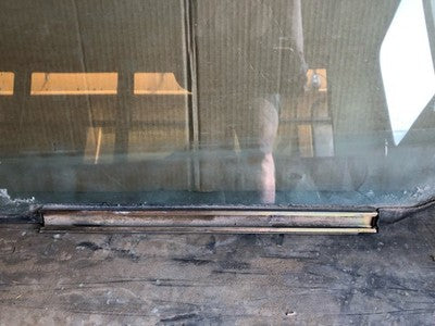 1988 Silverado 2500 Passenger Right Front Side Window Door Glass Oem 15612850