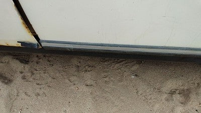 1980 Mercedes 300Td Driver Left Rear Lower Moulding From Door Back Trim Strip