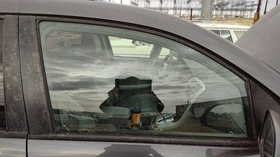 2005-2009 Chevy Equinox Passenger Right Front Side Window Door Glass Oem