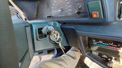 1985-1986 Toyota Camry Steering Column Trim Surround Collar Plastic Housing Blue