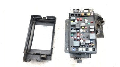 2004 Buick Rainier Engine Fuse Box Power Distribution Panel Oem 5.3L 15120875