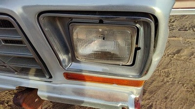 1978-1979 Ford F150 Driver Left Head Light Surround Door Trim Oem D8tz13064e
