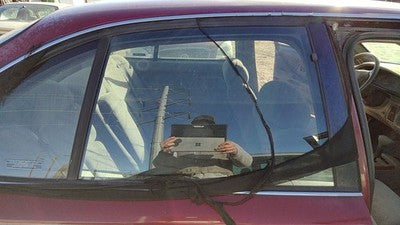 1992-1999 Olds 88 Passenger Right Rear Side Window Door Glass Oem Back 25640151