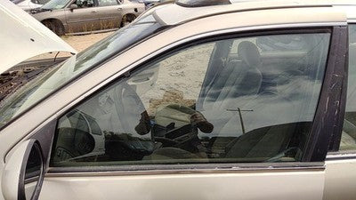 2000-2001 Nissan Maxima Driver Left Front Side Window Door Glass Oem 803012Y963