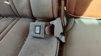 1984 Jeep Grand Wagoneer Passenger Right Front Seat Belt Buckle Receiver Brown