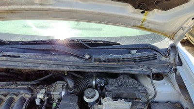 2010 Nissan Sentra Sr Windshield Wiper Cowl Vent Trim Panel Oem Cover