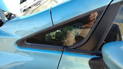 2014-2019 Nissan Versa Note Passenger Right Front Vent Wing Window Windshield