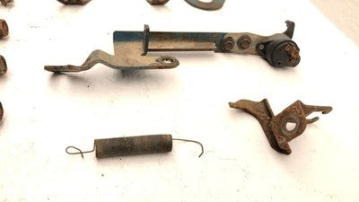 1980 Cadillac Deville Intake Bolts And Brackets Set 368 6.0L