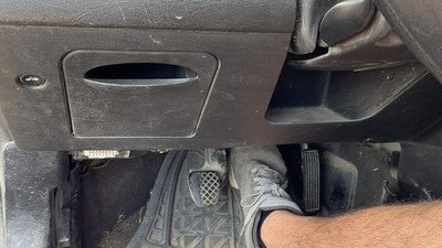 2007 Saturn Ion Lower Dash Under Column Knee Bolster Trim Panel Oem Black 19E