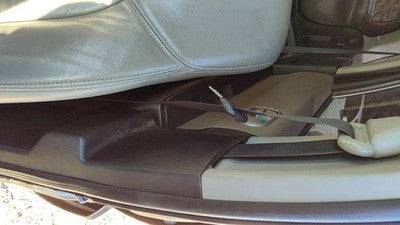 2004 05 Mitsubishi Endeavor Driver Left Front Seat Belt Retractor 02q Sand Blast