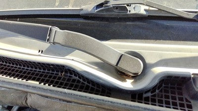 2010-2012 Subaru Legacy Outback Passenger Right Windshield Wiper Arm Blade Lever