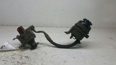 1994-1995 BMW 318I Power Steering Pump With Reservoir Tank bottle 32411141681