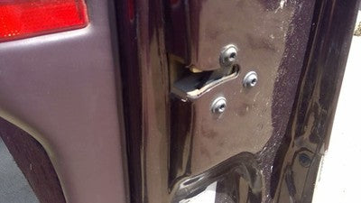 93 Cadillac Fleetwood Passenger Right Front Door Latch With Rods/Cables Assembly