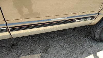 1995-2000 Silverado 2500 Passenger Right Front Moulding From Door Oem Trim Strip