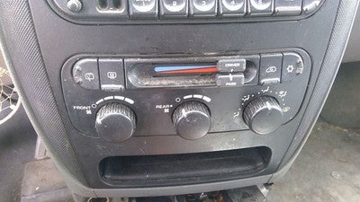 2004-2007 Dodge Caravan Temperature Control Module In Dash Heater Ac Head Unit