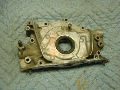 1996 Chevy Metro 1.0L Oil Pump Mounting Plate Cover Main Seal Timing Oem