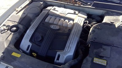 2004-2006 Kia Amanti 3.5L Center Engine Cover Top Plastic Shield Oem 2924039770