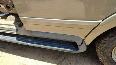 98 99 Lincoln Navigator Driver Left Rear Moulding From Door Back Trim Gold Bi